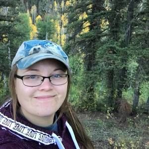 Meet your Posher, Becky